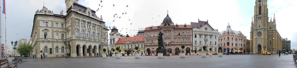 Family Top Rooms Bela Lada Sobe Novi Sad Exterior photo