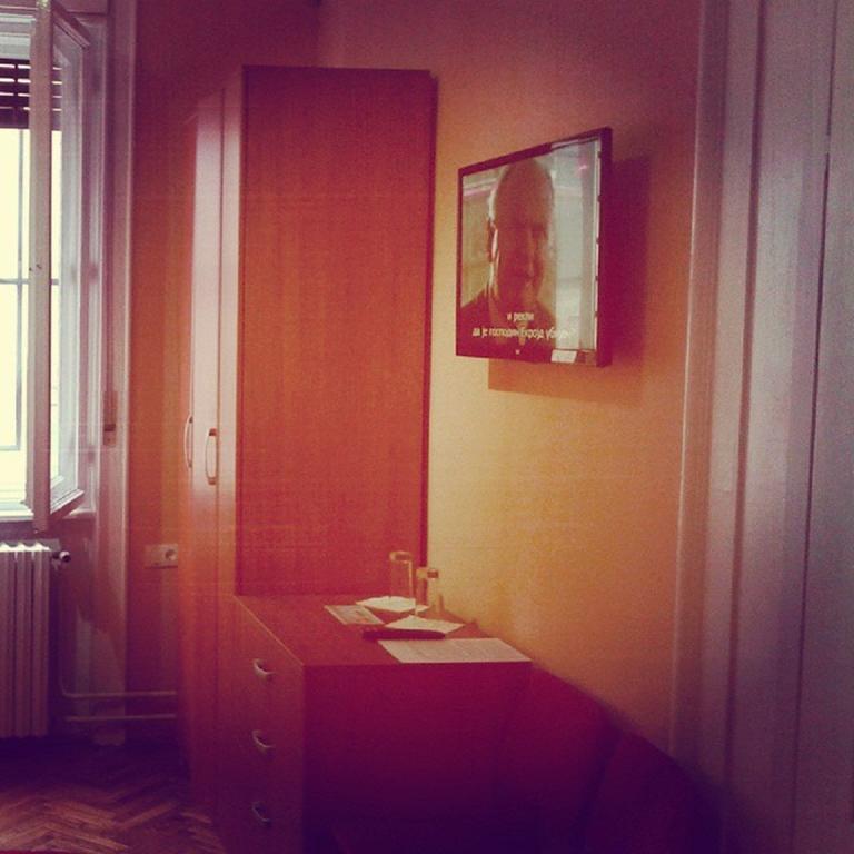 Family Top Rooms Bela Lada Sobe Novi Sad Exterior photo