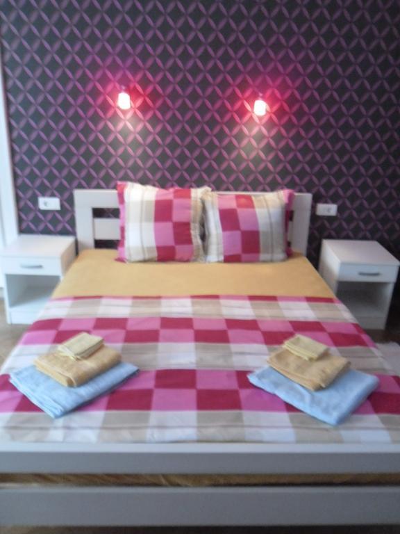 Family Top Rooms Bela Lada Sobe Novi Sad Room photo